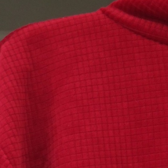 NWT Vintage Red long sleeve velour or velvet like shirt size M - Picture 7 of 11